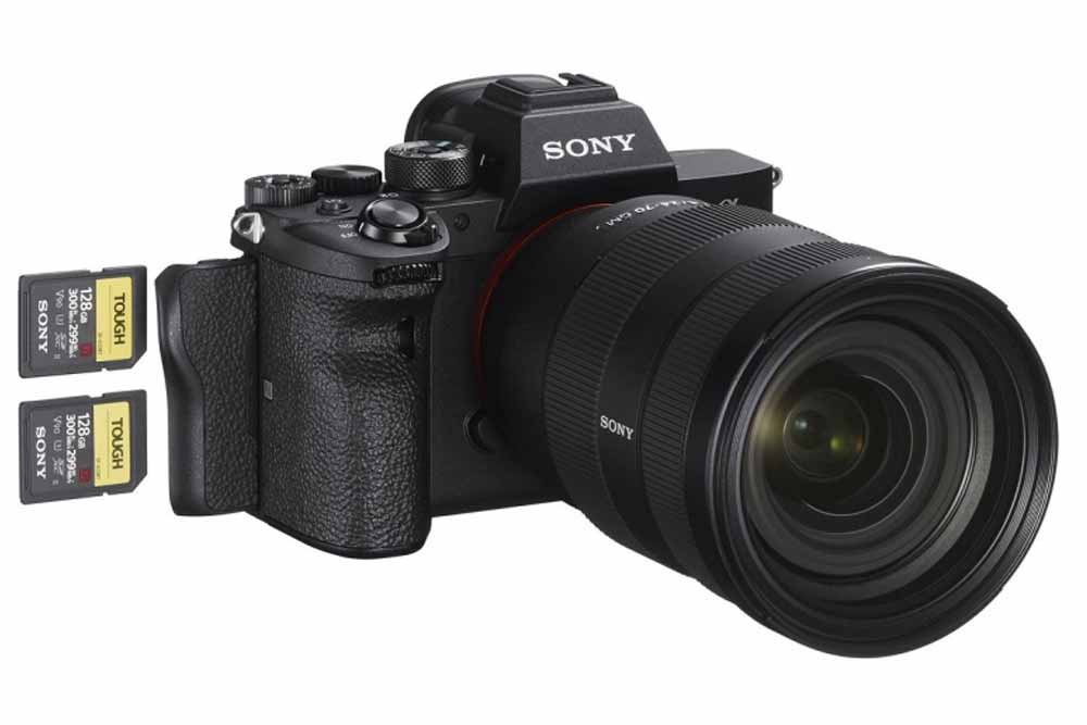 04 image 04 Новая Sony a7R IV