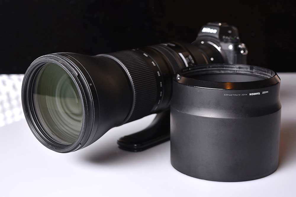 Бленда снята Ультра-телеобъектив Tamron SP 150-600mm F/5-6,3 Di VC USD G2